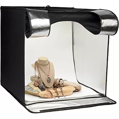24" LED Desktop Studio includes a free 8” manual turntable (TT360 29.95 value)