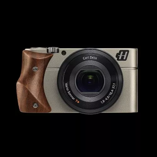 Hasselblad Stellar Camera-Silver camera/Walnut Wood Grip