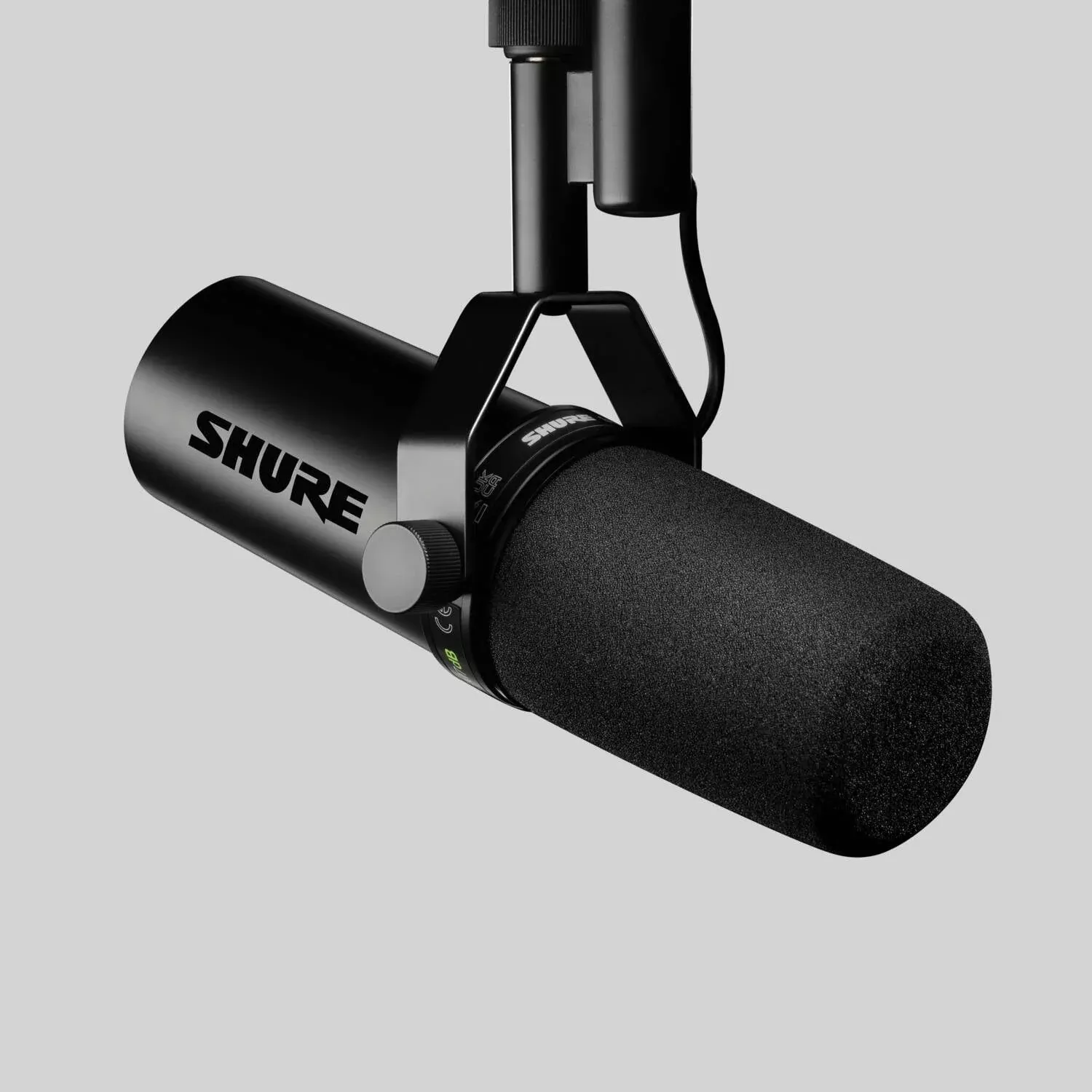Shure SM7DB, Dynamic Vocal Microphone With Built-in Preamp, Dynamic Vocal Microphone (cardioid) with +28dB Built-in Active Preamp, Black